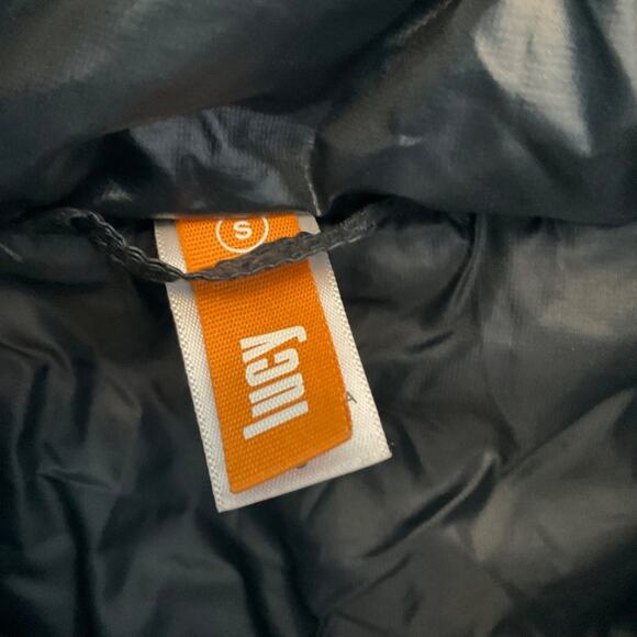 Lucy Puffer Vest Women’s Quilted Nylon Sleeveless Black Lightweight gym layer S - Picture 13 of 13